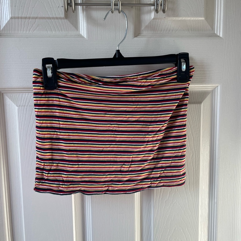 american eagle red/striped reversible tube top (unknown size - fits medium/large